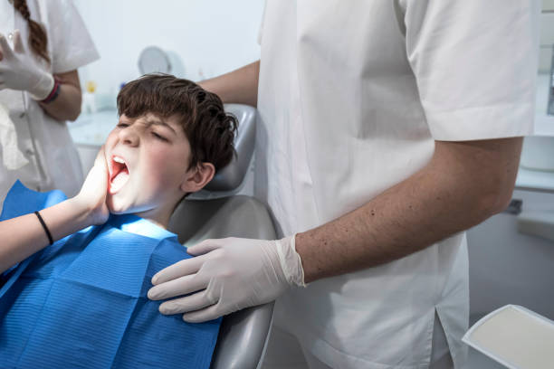 Best Emergency Tooth Extraction in Orion, IL
